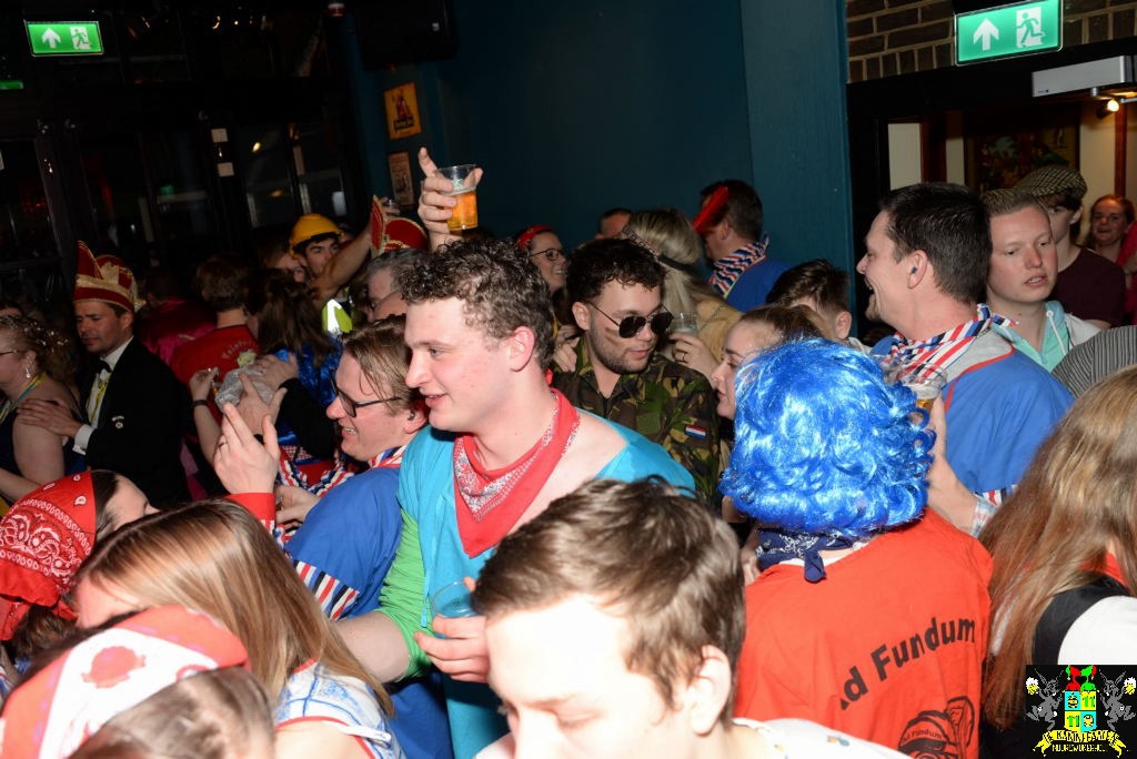 ../Images/Carnavals maandagavond in VdG 262.jpg
